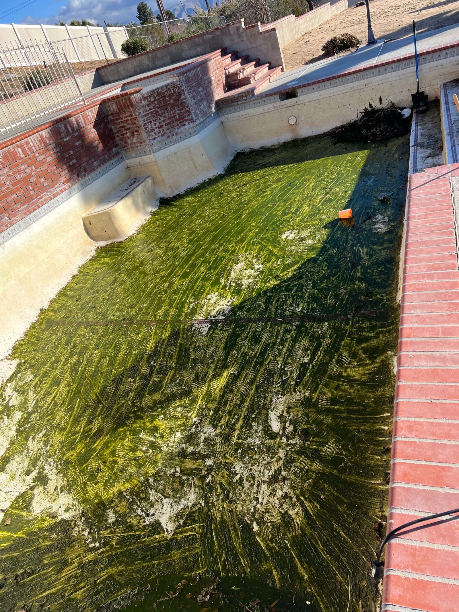pool tile cleaning high desert ca