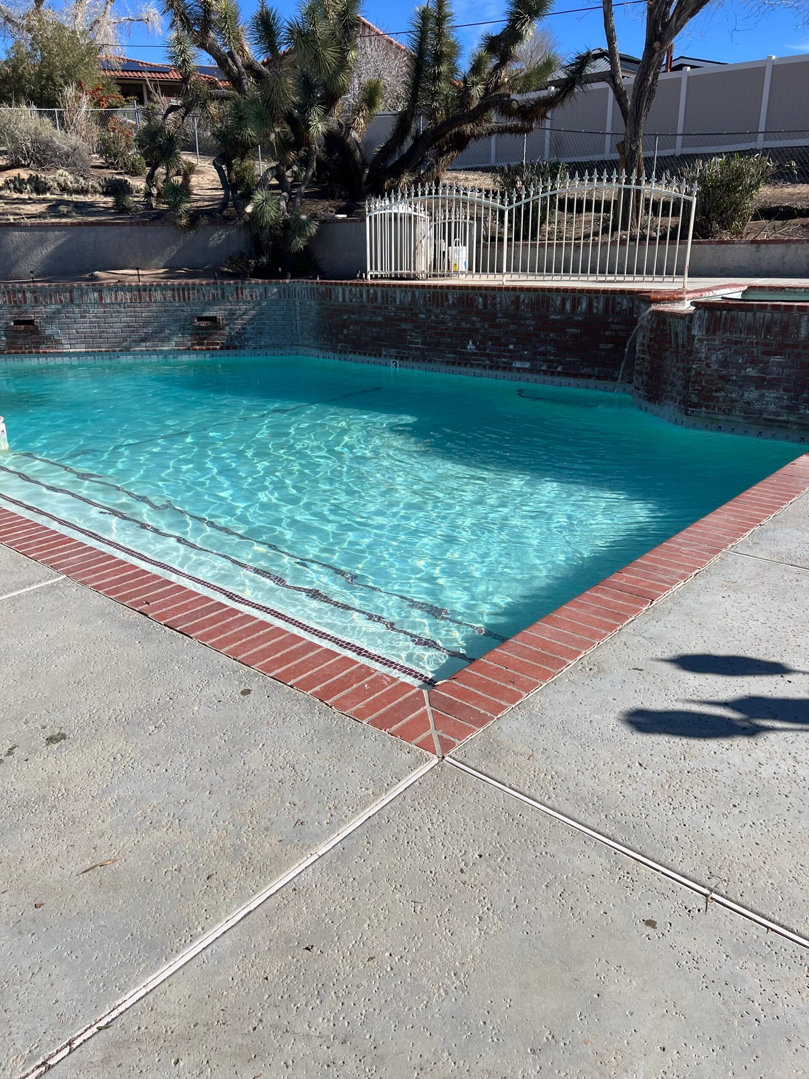 pool tile cleaning high desert ca